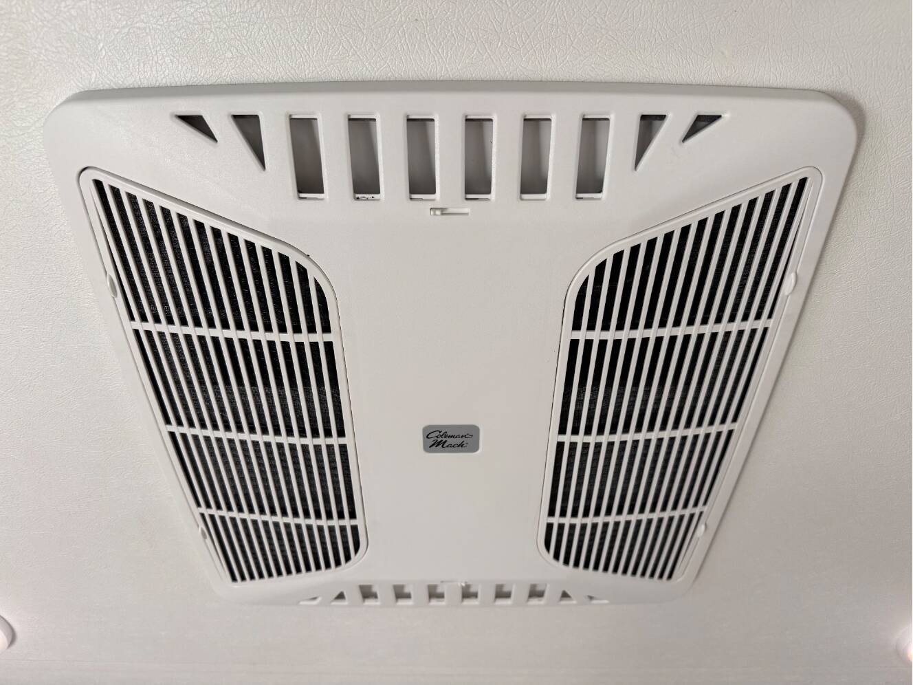 A photo of this 2026 Jayco REDHAWK SE 22CF