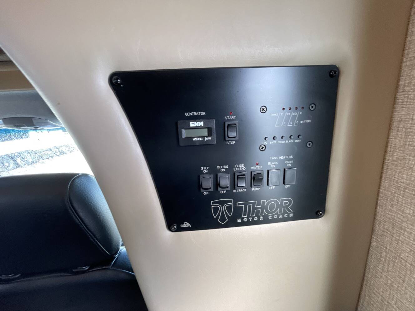 A photo of this 2018 Thor FOUR WINDS 24WS