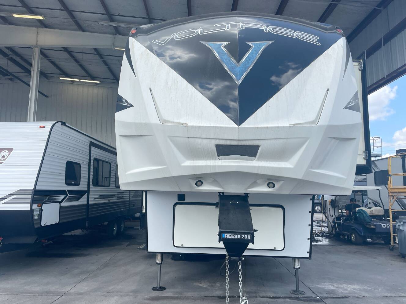 A photo of this 2019 Dutchmen VOLTAGE 3655