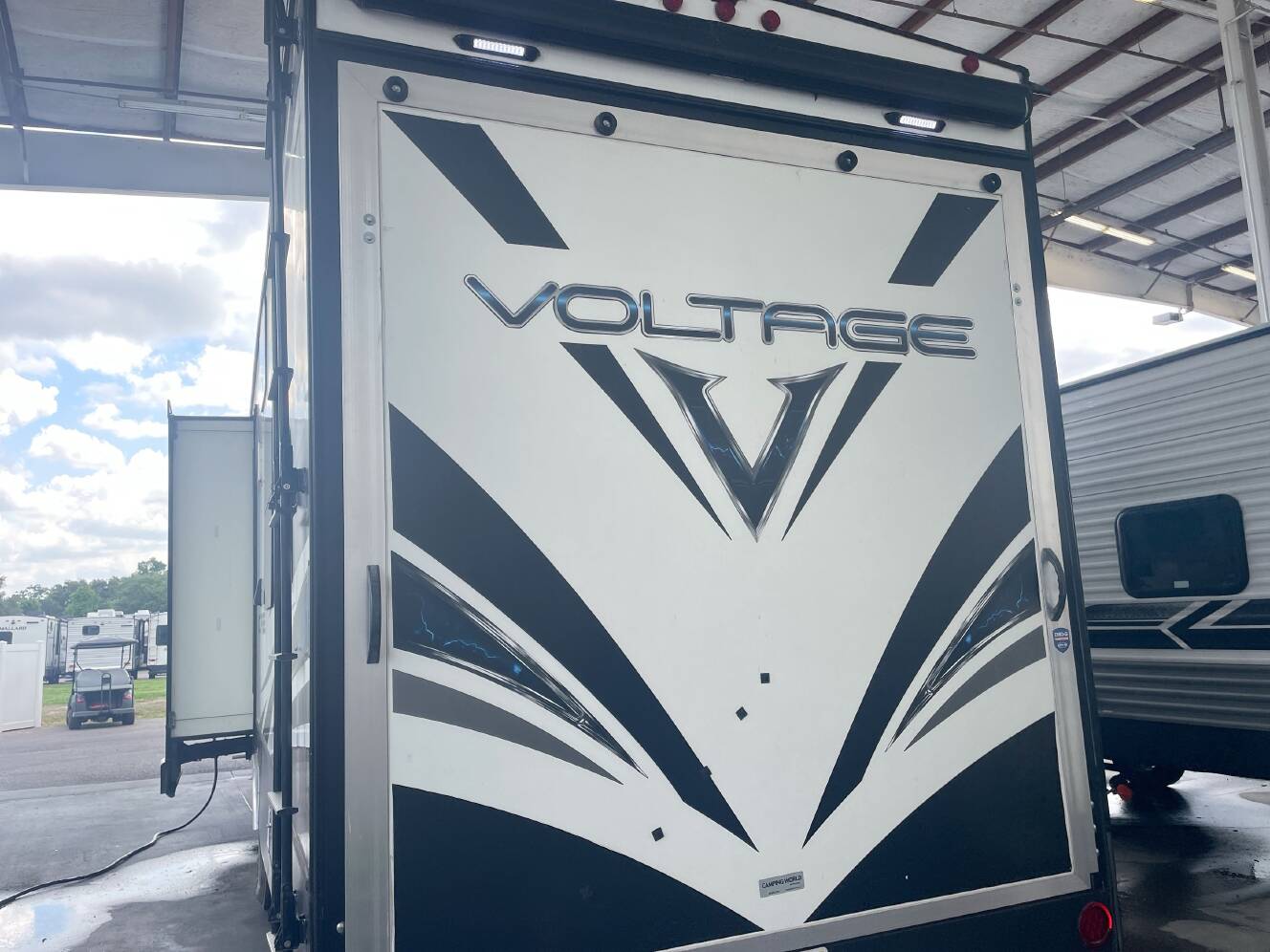 A photo of this 2019 Dutchmen VOLTAGE 3655