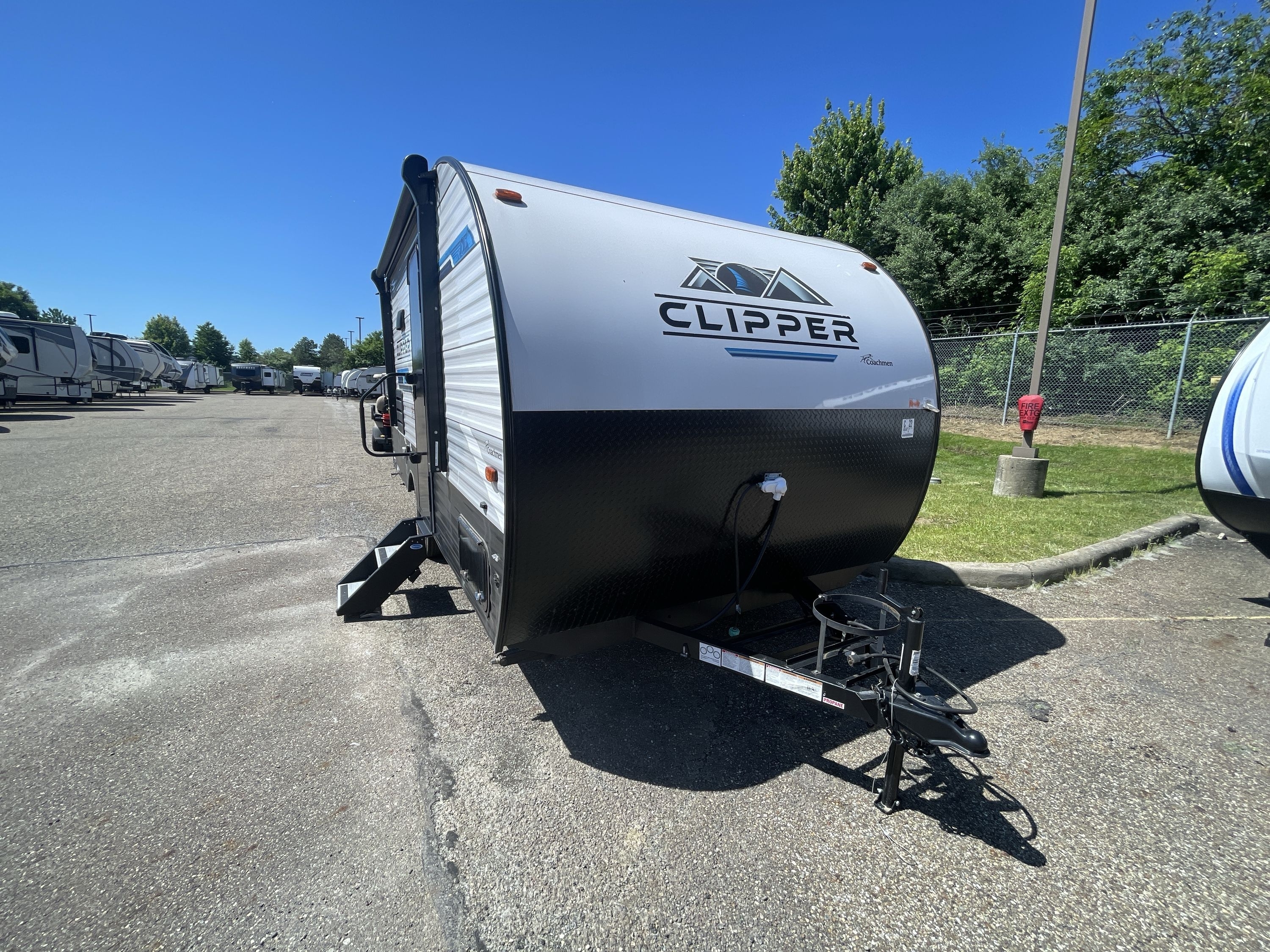 2024 Coachmen CLIPPER 18FQ in akron OH