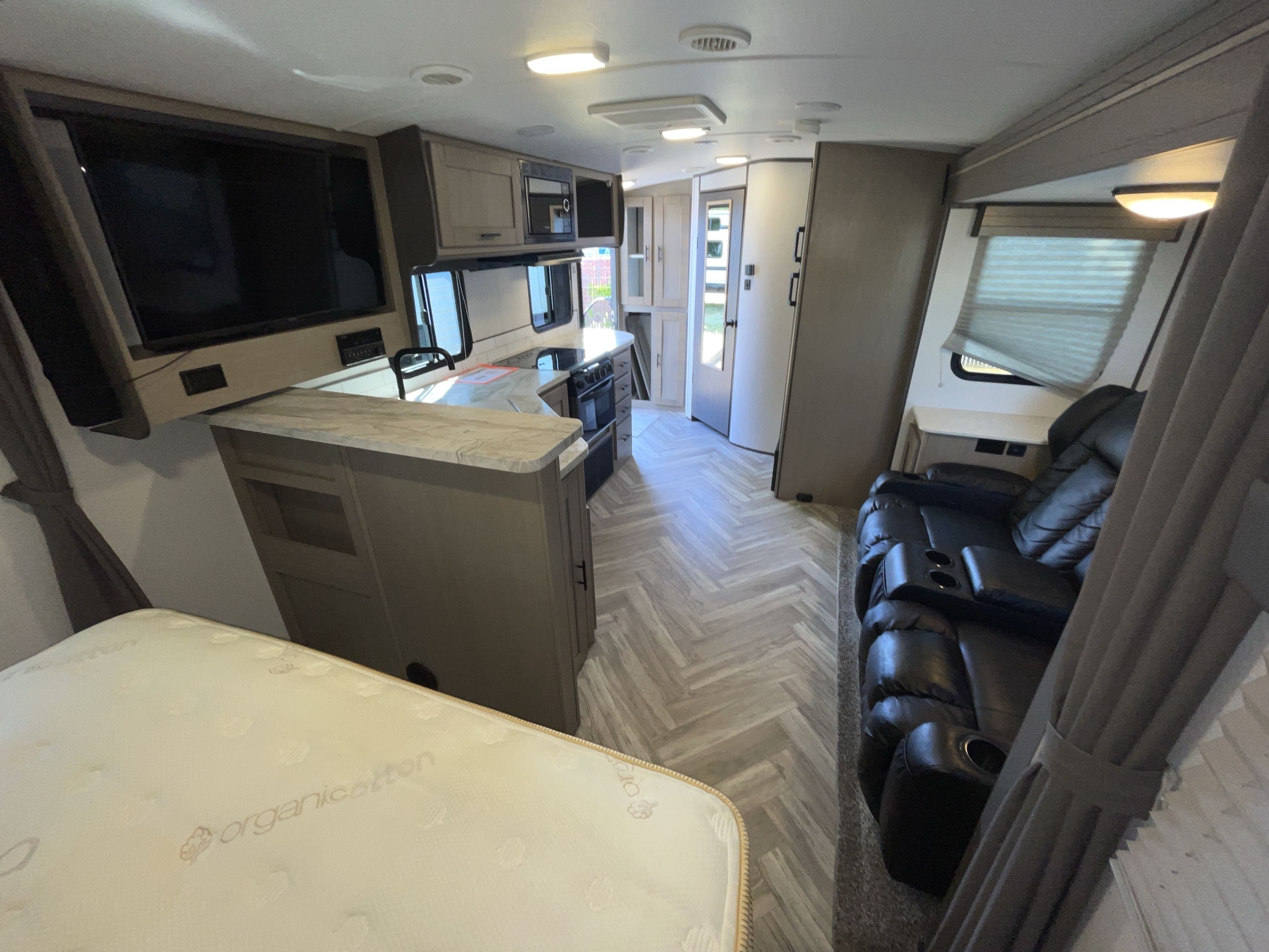 2021 Cruiser Rv SHADOW CRUISER 225RBS in hillsboro OR