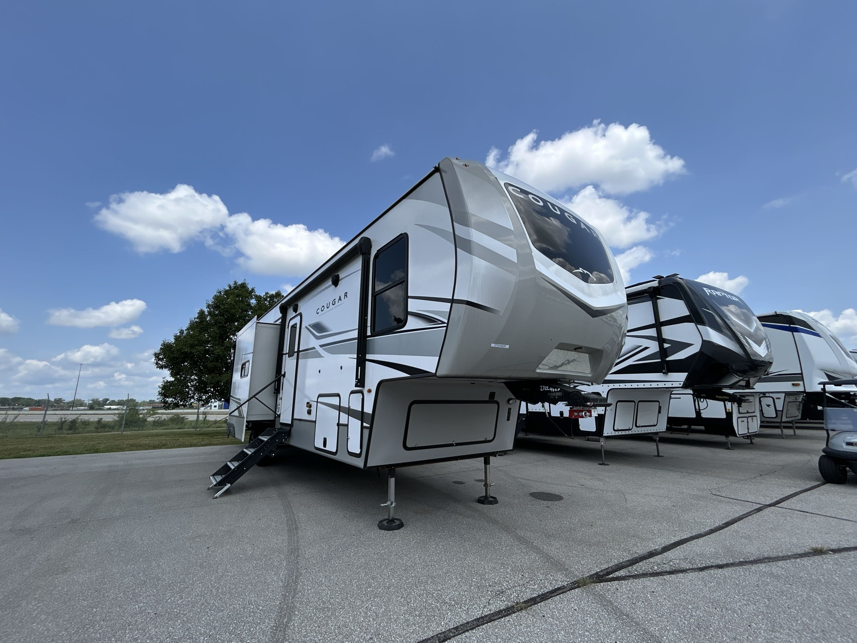 2023 Keystone COUGAR 364BHL in greenfield IN