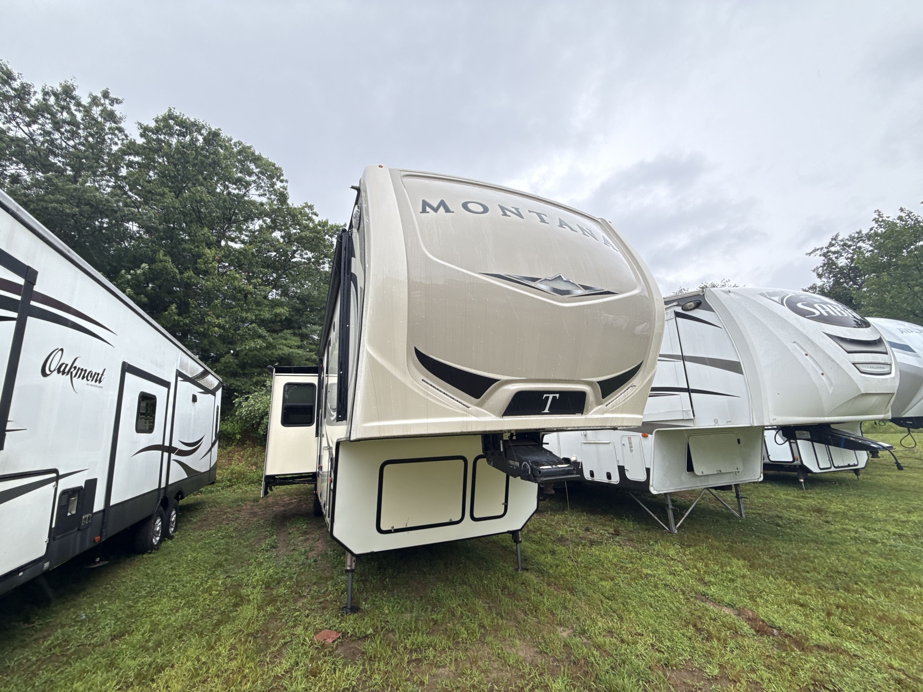 2018 Keystone MONTANA 3791RD RV