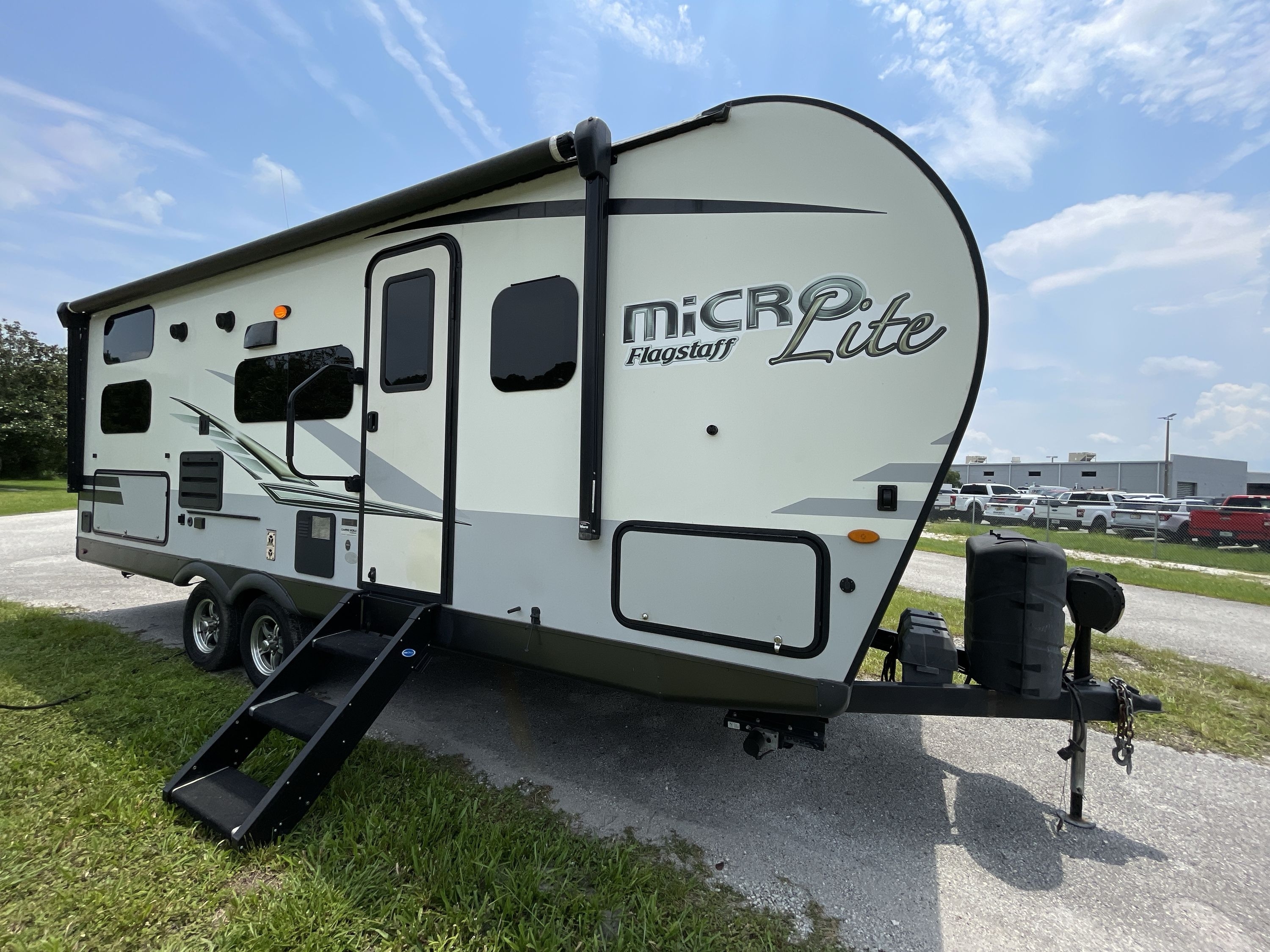2021 Forest River FLAGSTAFF MICRO LITE 25BRDS RV