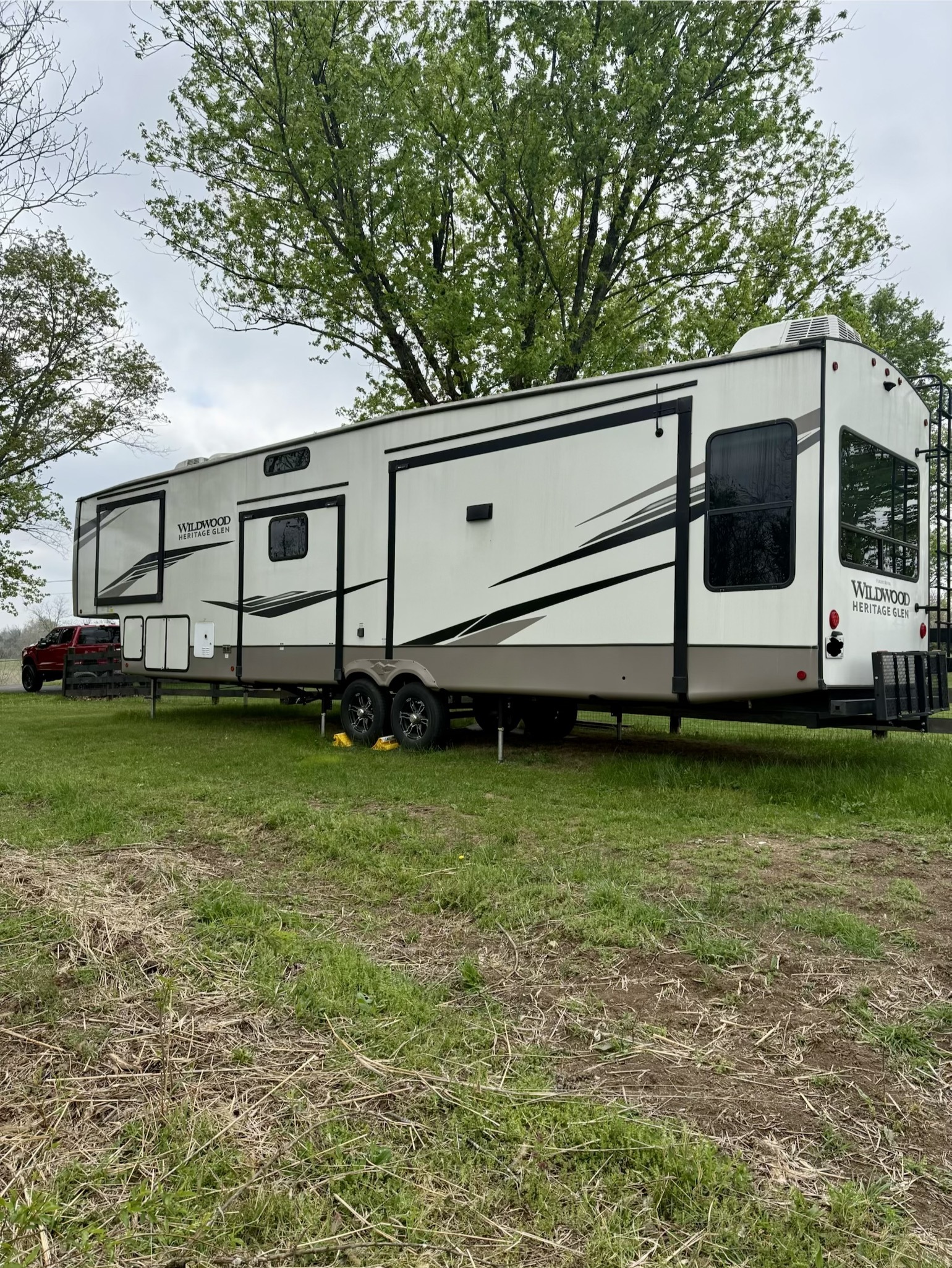 2022 Forest River WILDWOOD HERITAGE GLEN 369BL RV