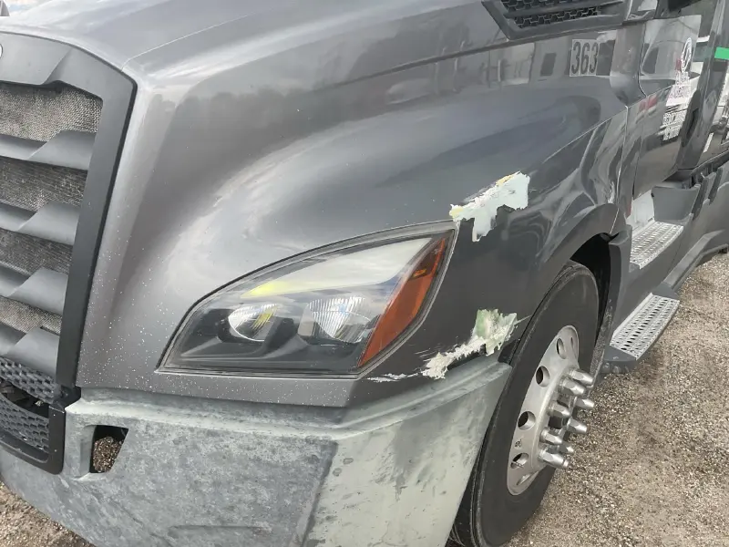 2019 FREIGHTLINER CASCADIA 126