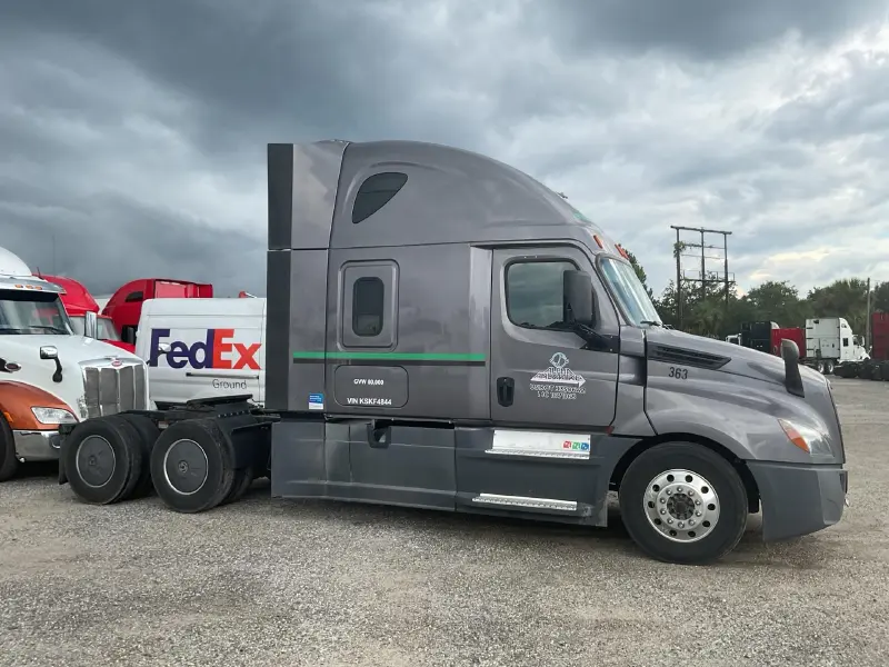 2019 FREIGHTLINER CASCADIA 126