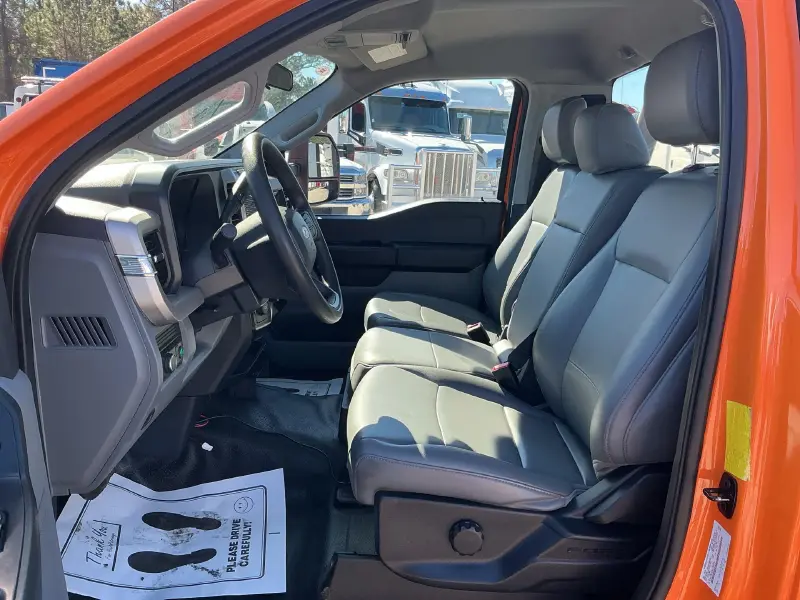 2024 FORD F550