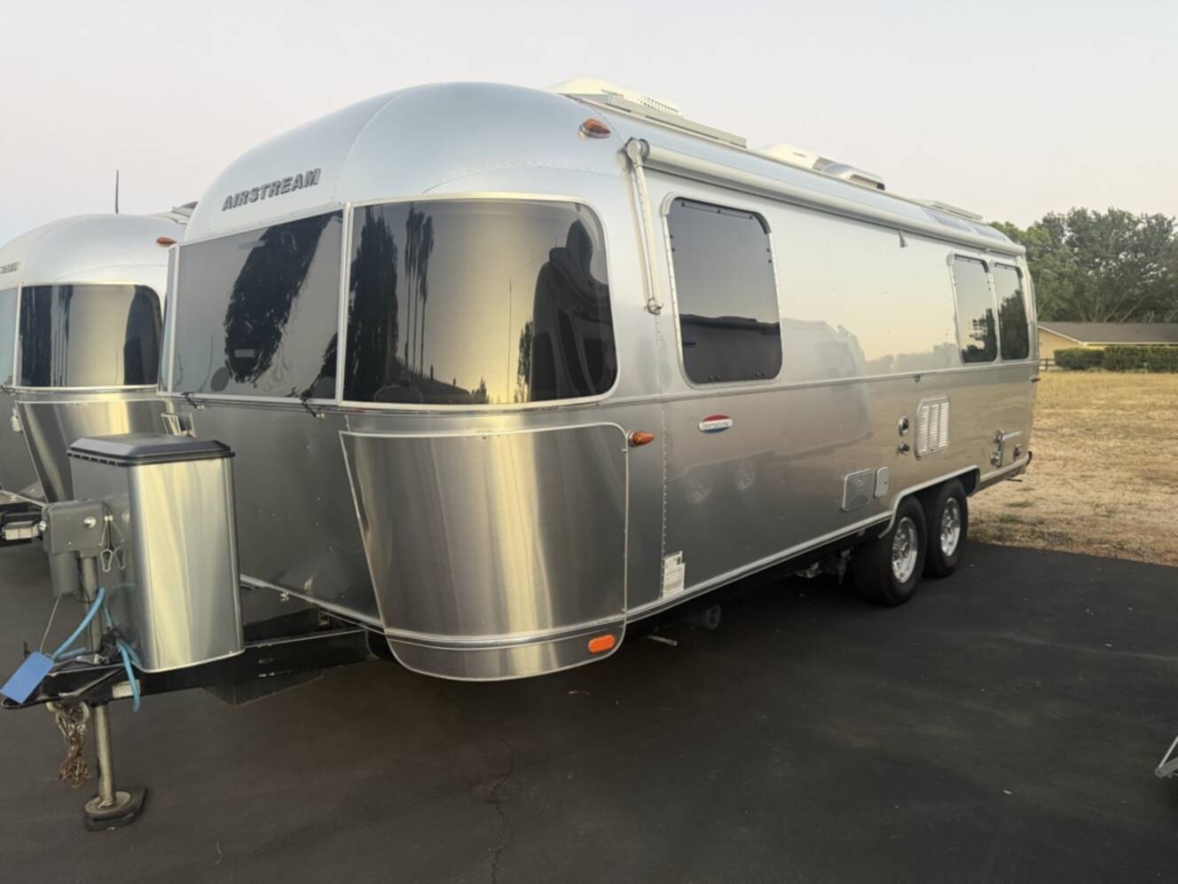 A photo of this 2018 Airstream INTERNATIONAL SERENITY 25FBQ