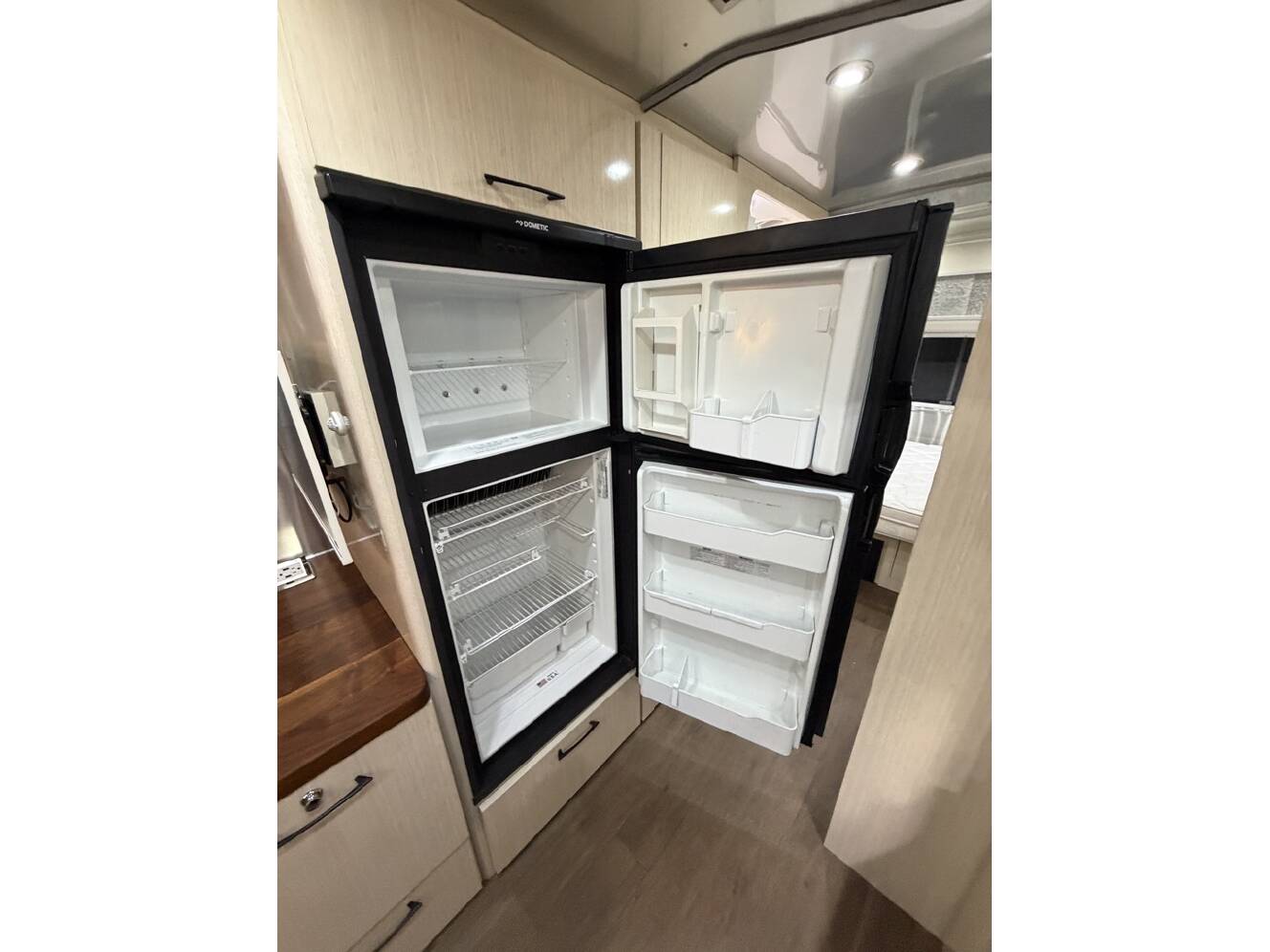 A photo of this 2018 Airstream INTERNATIONAL SERENITY 25FBQ