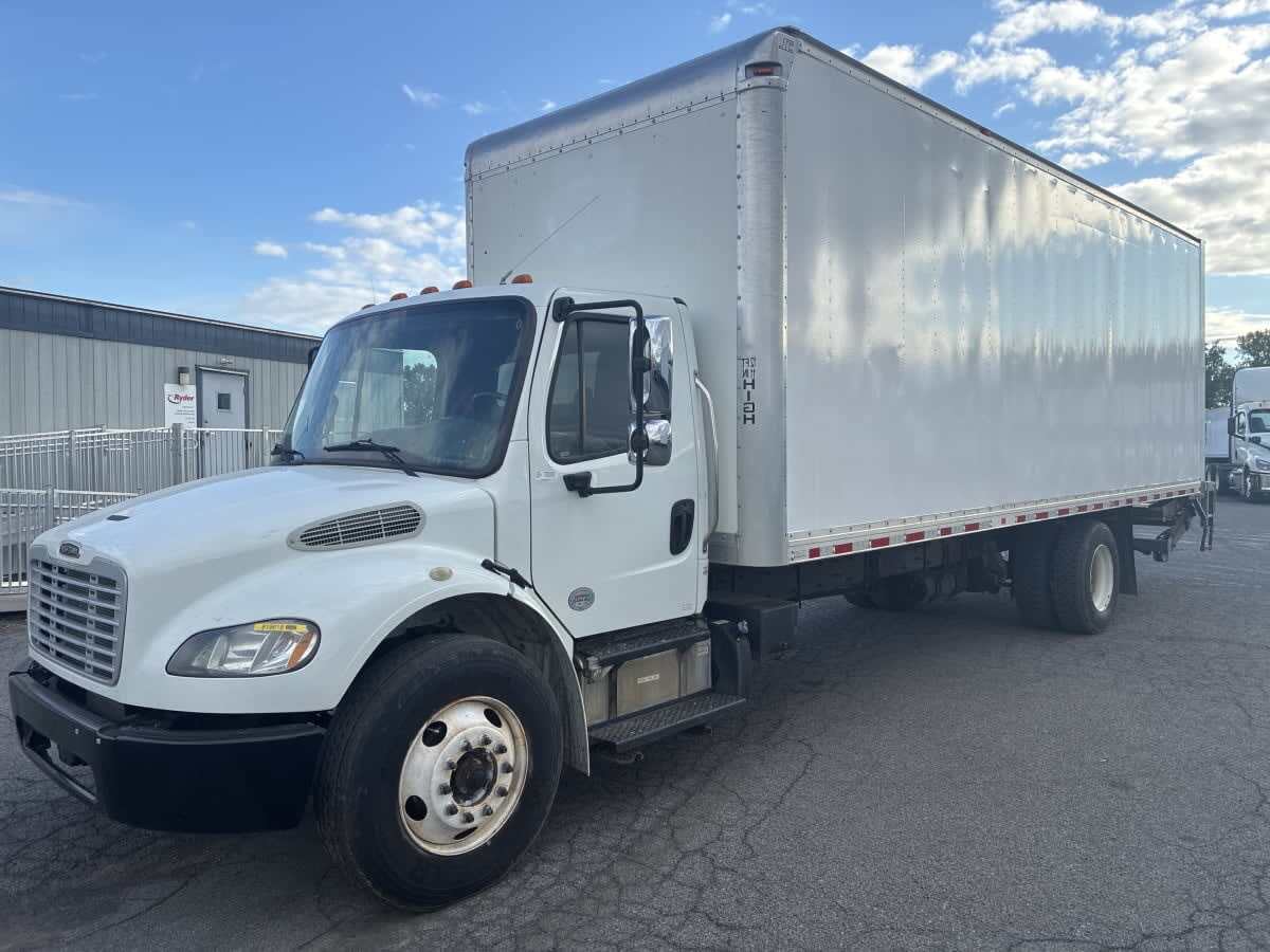 2019 FREIGHTLINER BUSINESS CLASS M2 106 in Hampton, VA