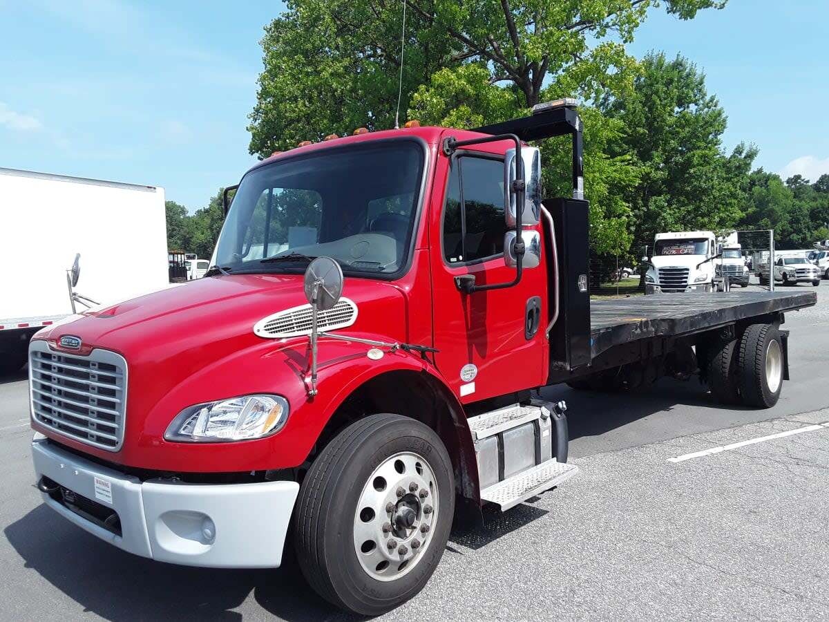 2018 FREIGHTLINER BUSINESS CLASS M2 106 in Charlotte, NC