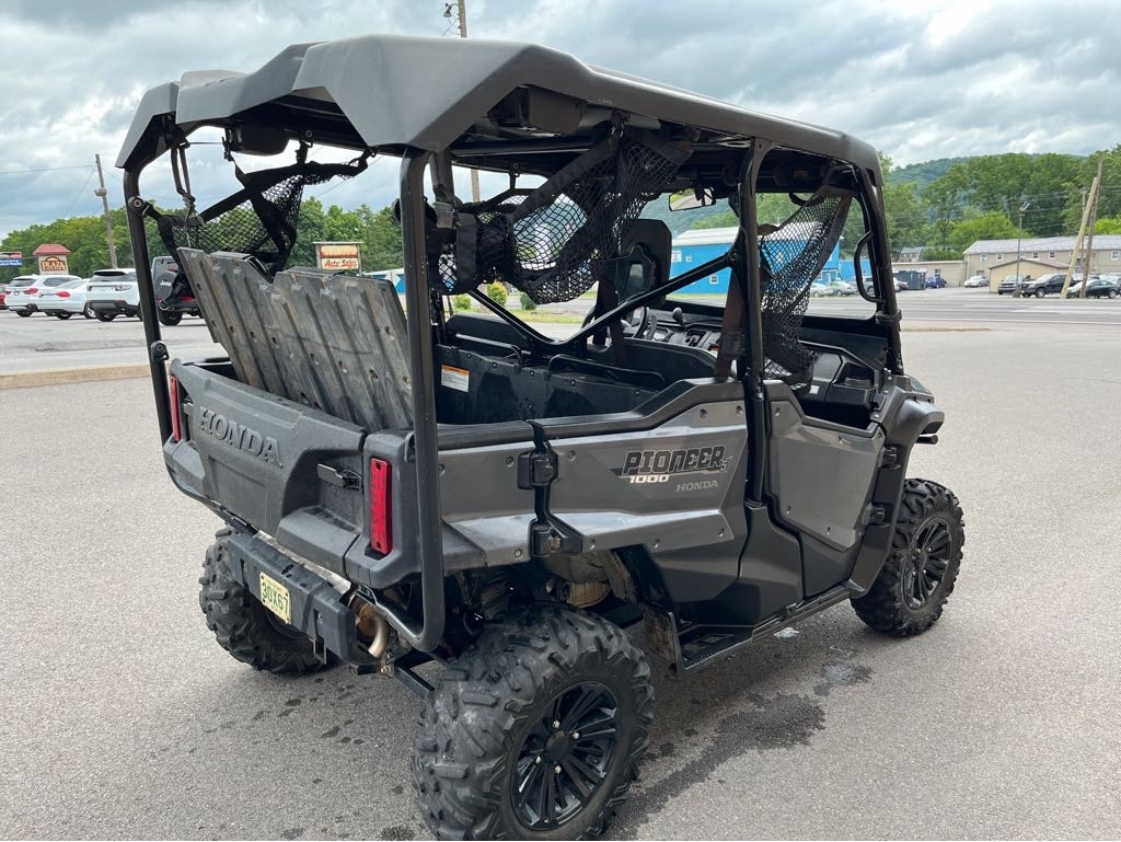 2016 Honda Pioneer 1000-5 Deluxe in bloomsburg PA