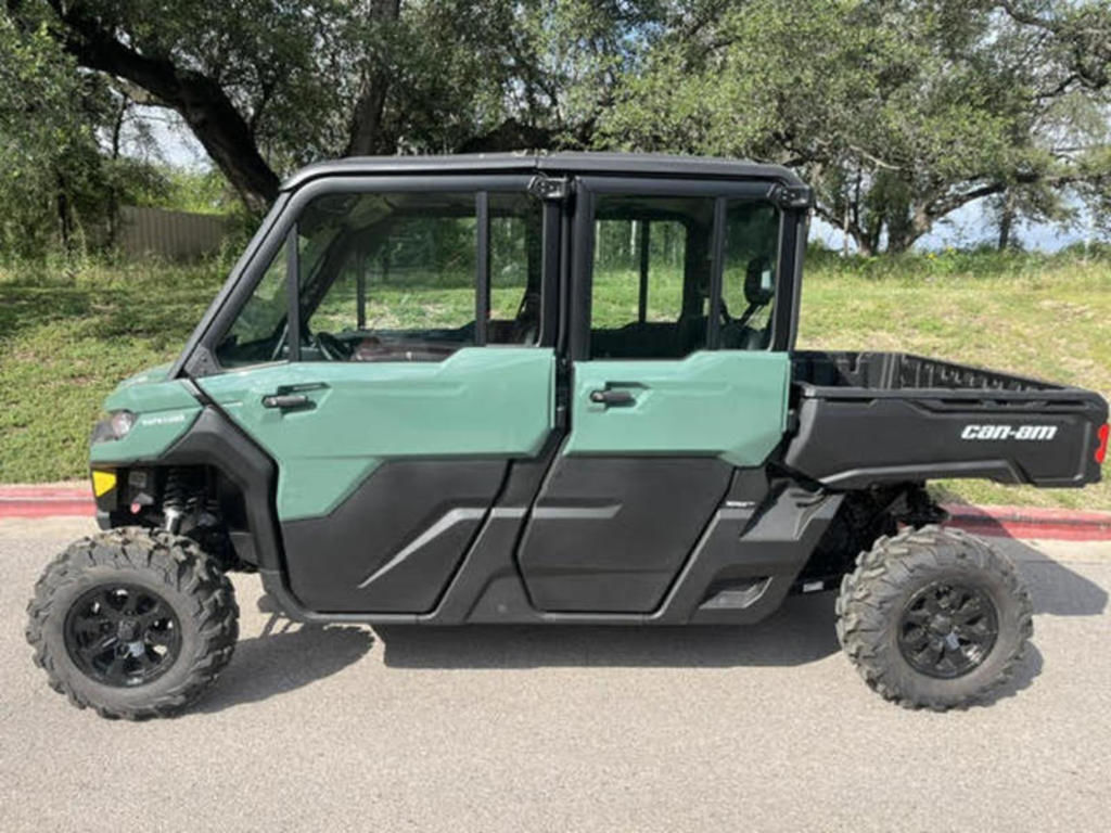 2026 Can-Am Defender MAX DPS CAB HD10 DPS HD10 in romney WV