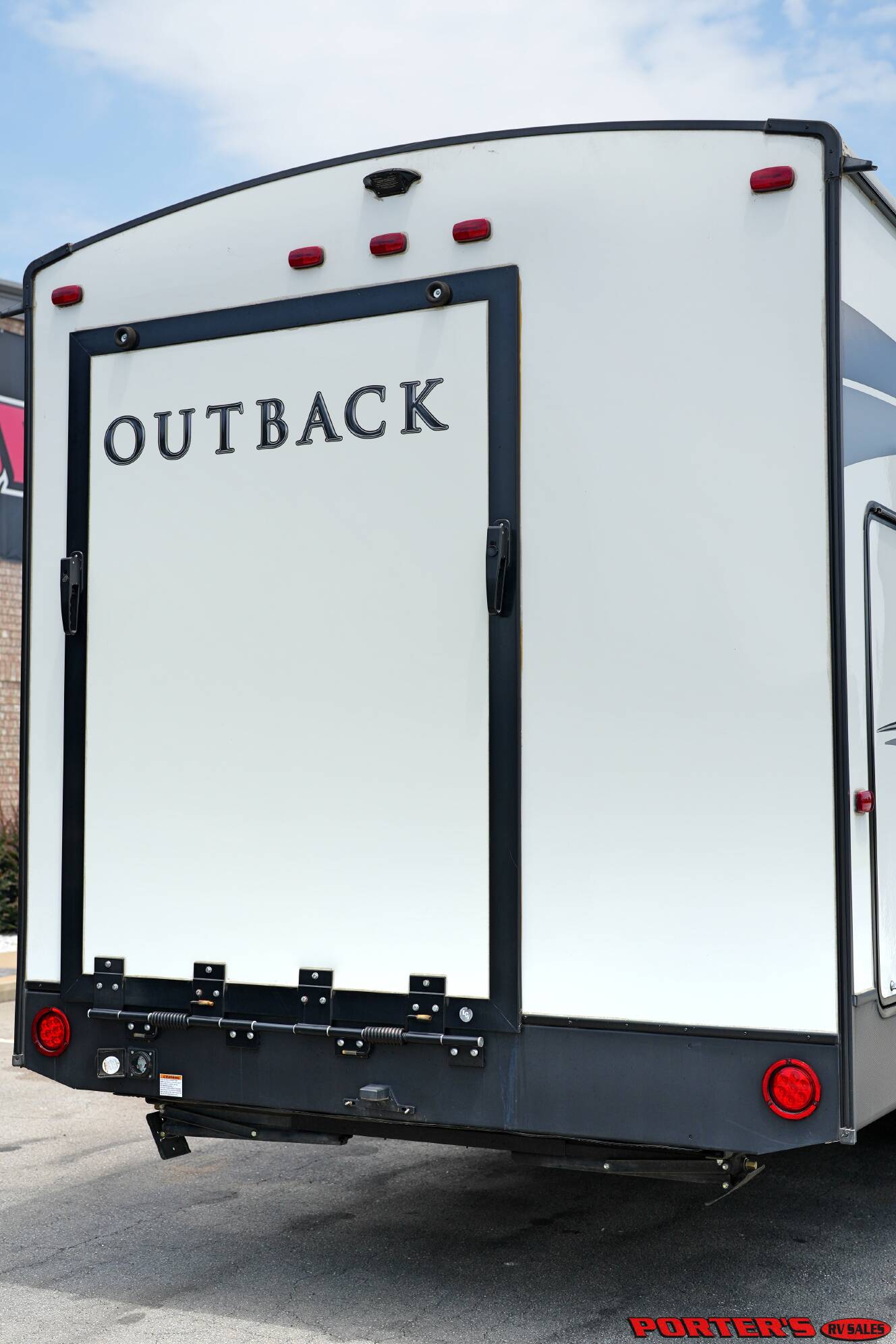 A photo of this 2019 Keystone OUTBACK 335CG