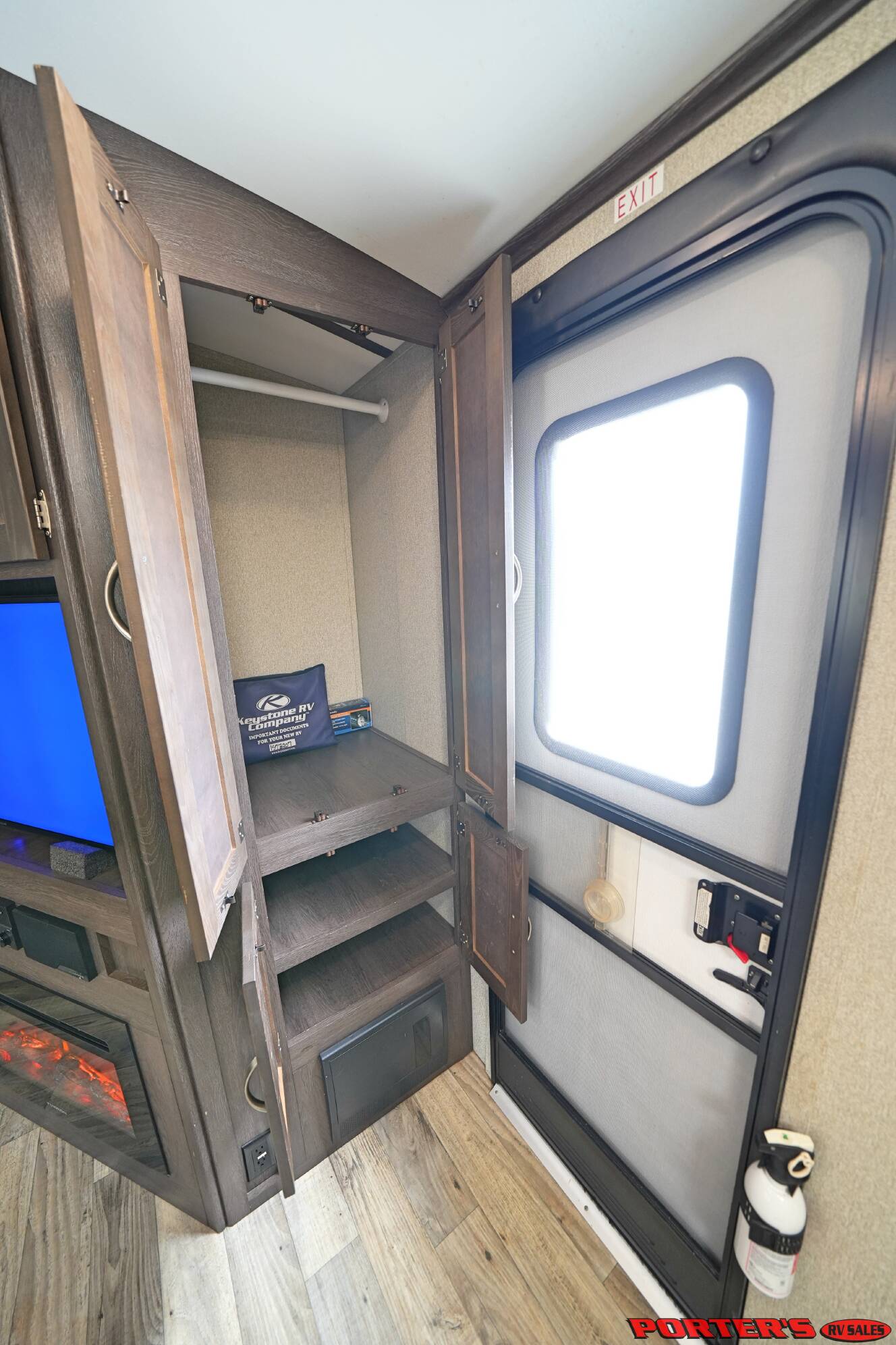 A photo of this 2019 Keystone OUTBACK 335CG