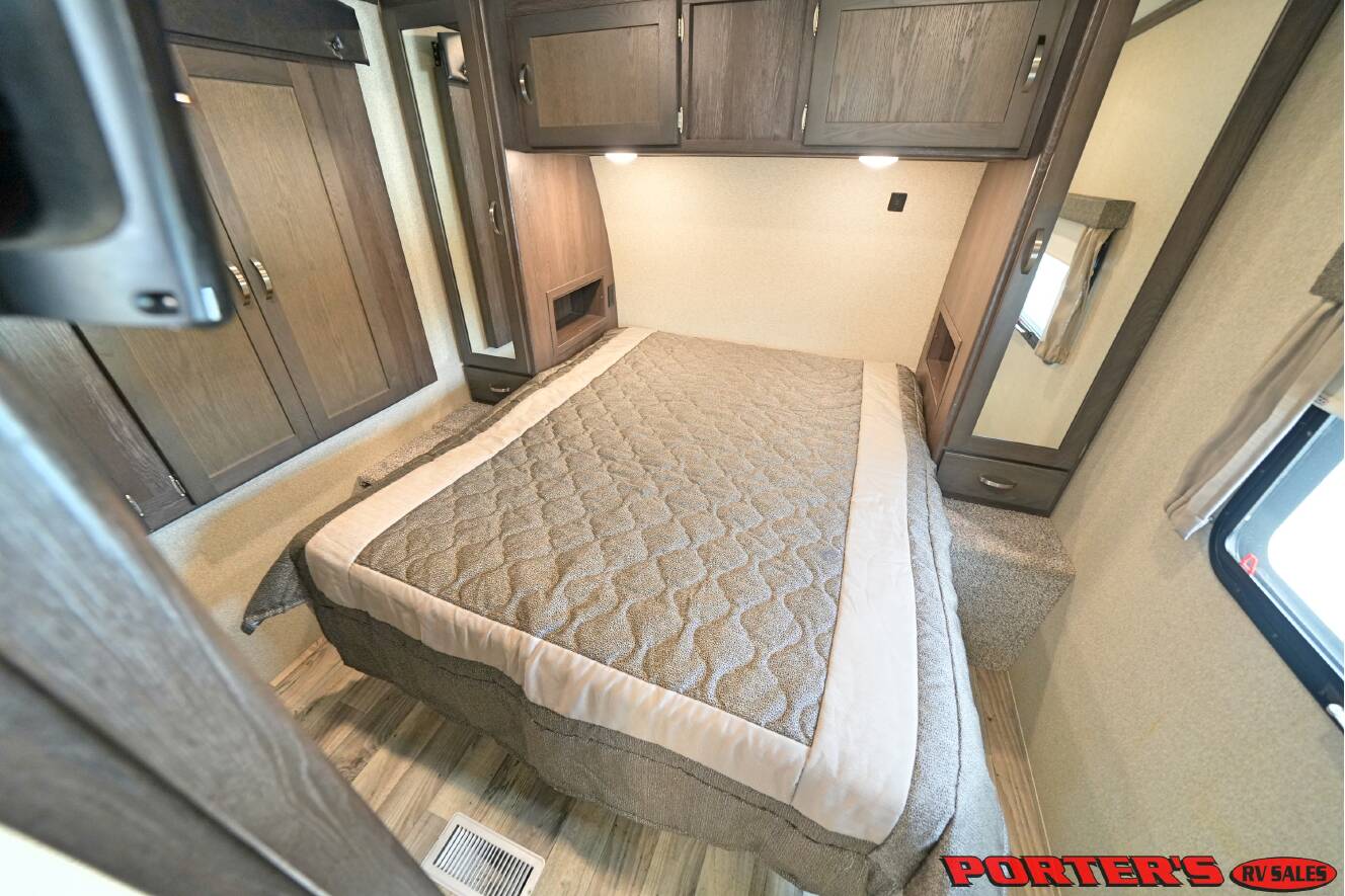 A photo of this 2019 Keystone OUTBACK 335CG