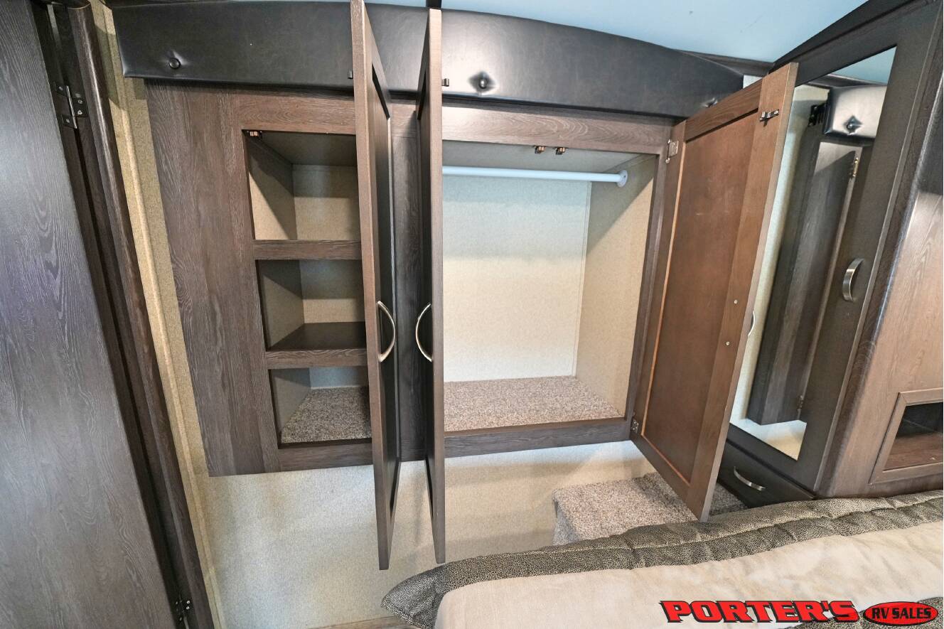A photo of this 2019 Keystone OUTBACK 335CG