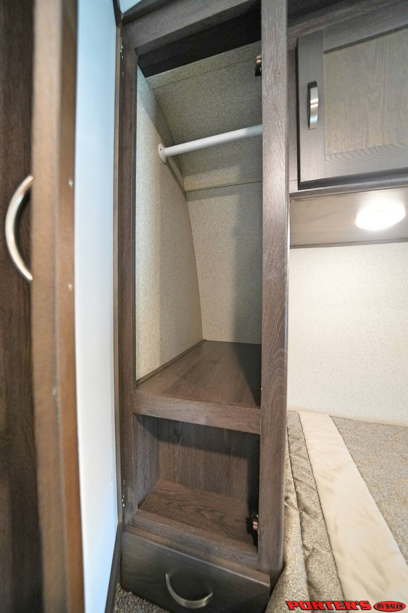 A photo of this 2019 Keystone OUTBACK 335CG