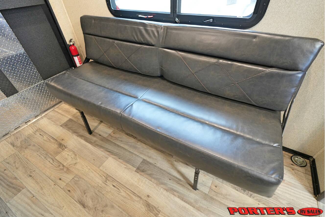A photo of this 2019 Keystone OUTBACK 335CG