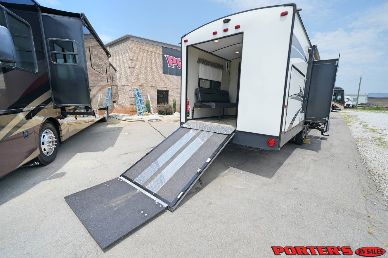 A photo of this 2019 Keystone OUTBACK 335CG