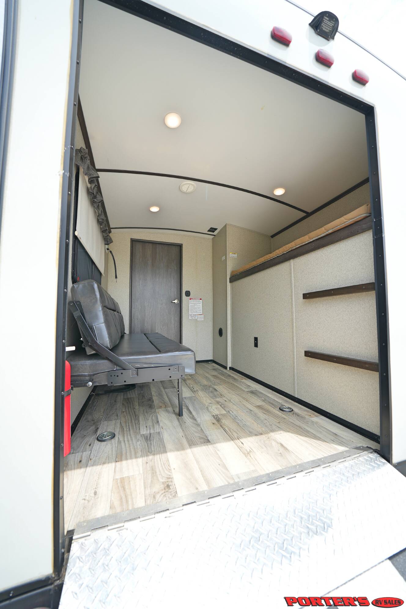 A photo of this 2019 Keystone OUTBACK 335CG