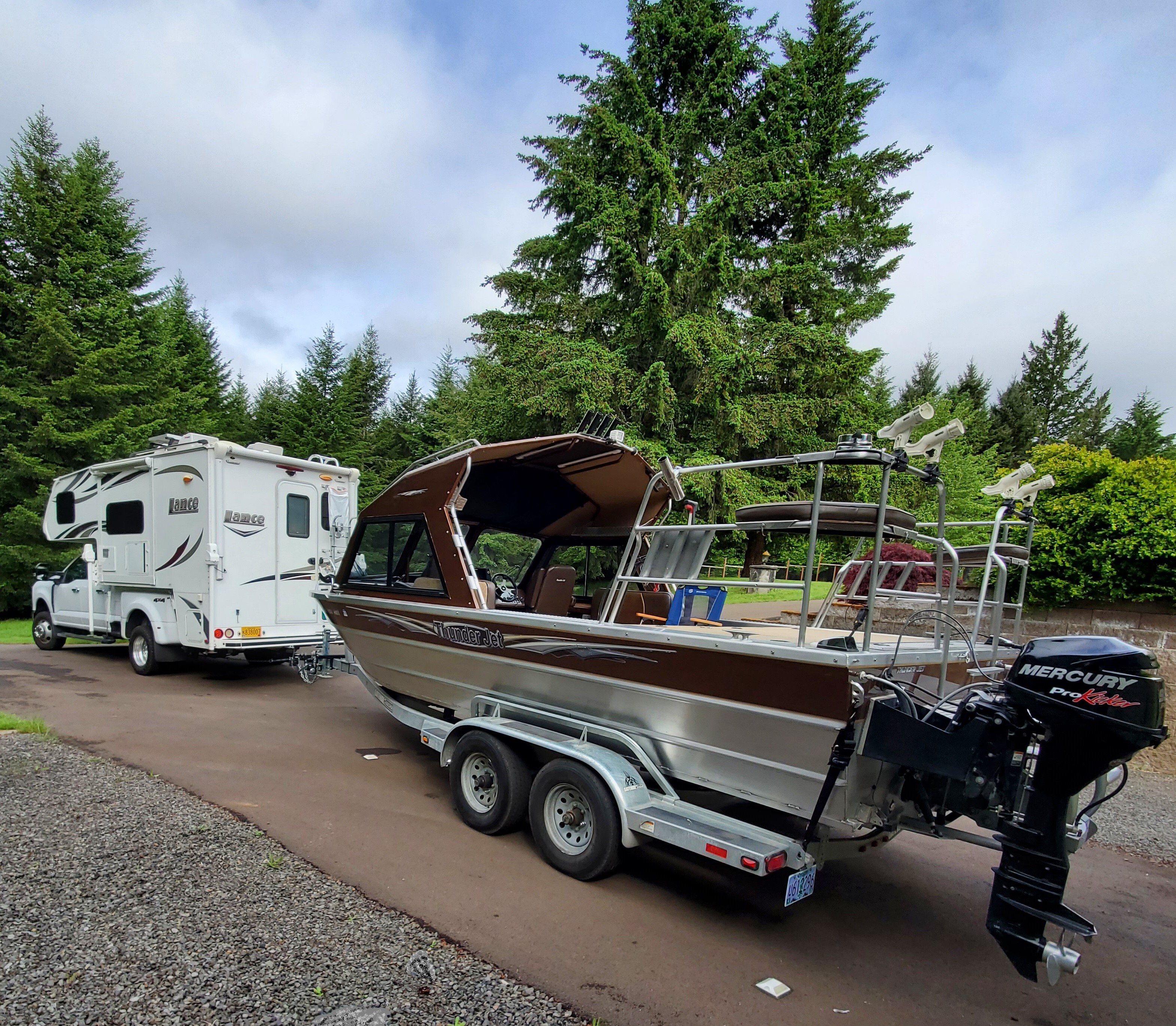 2017 Lance 1062 TRUCK CAMPER in mcminnville OR