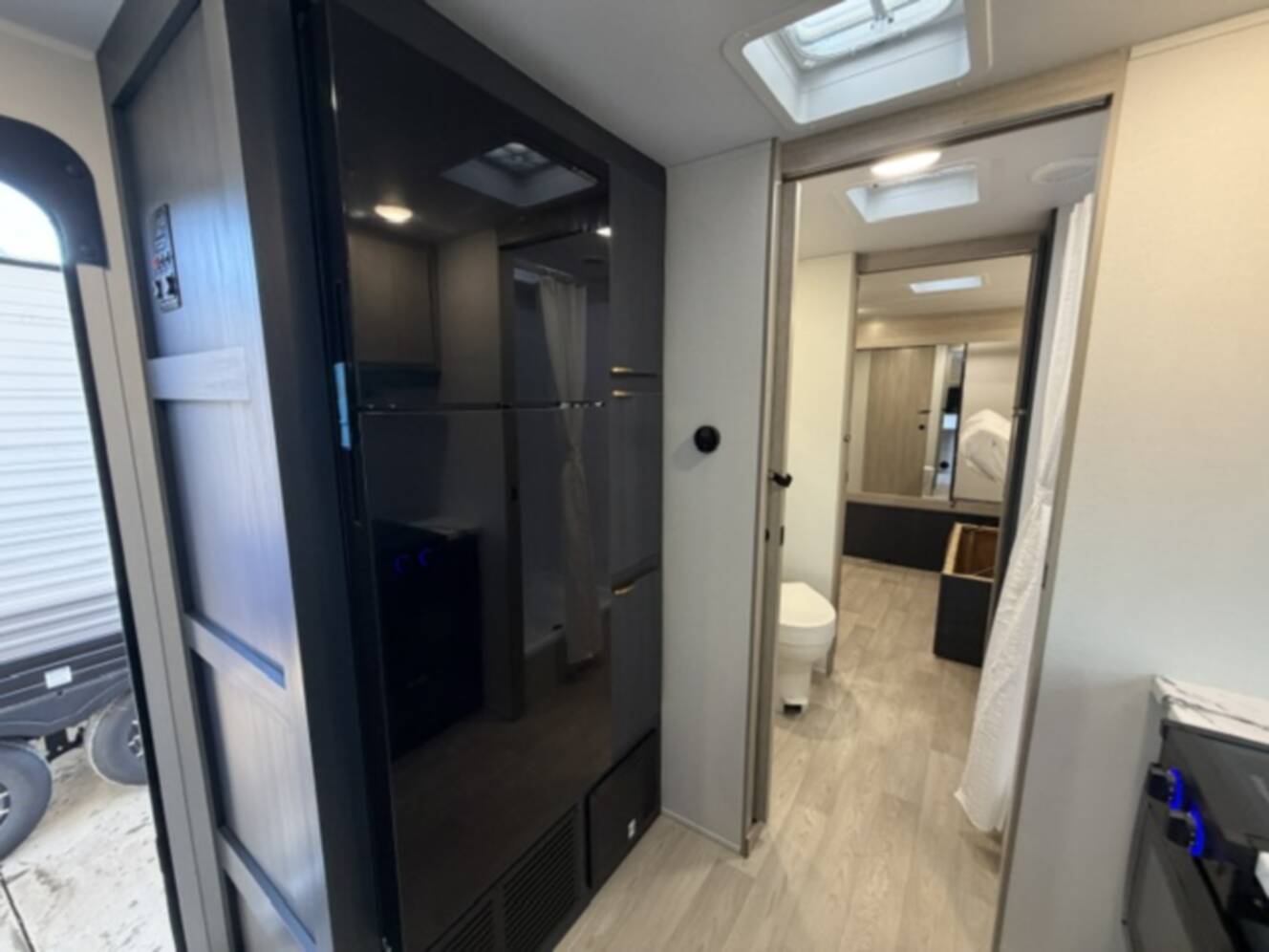 A photo of this 2027 East To West ACCLAIM 2650FL