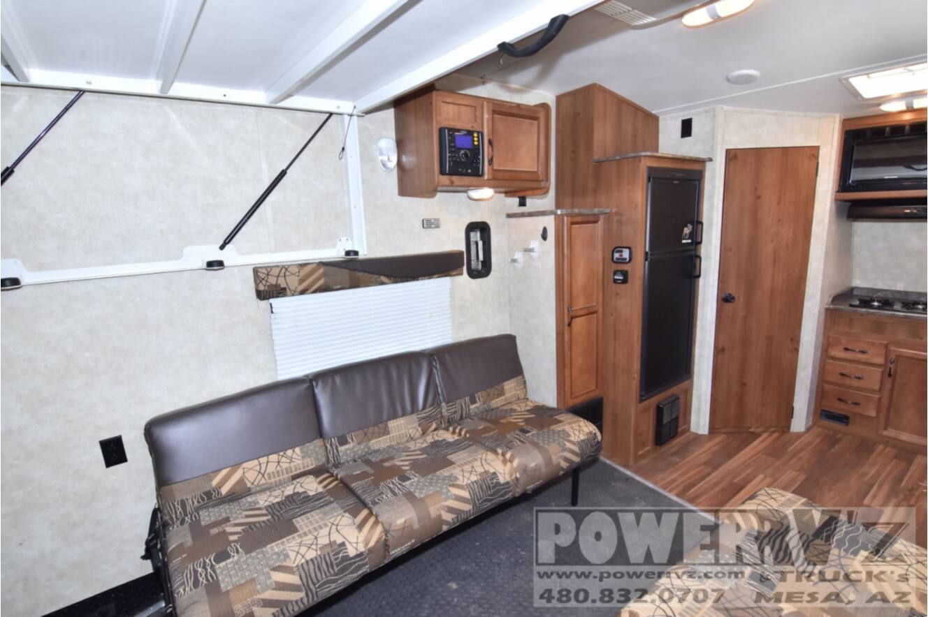 A photo of this 2016 Gulf Stream Track & Trail 17RTH