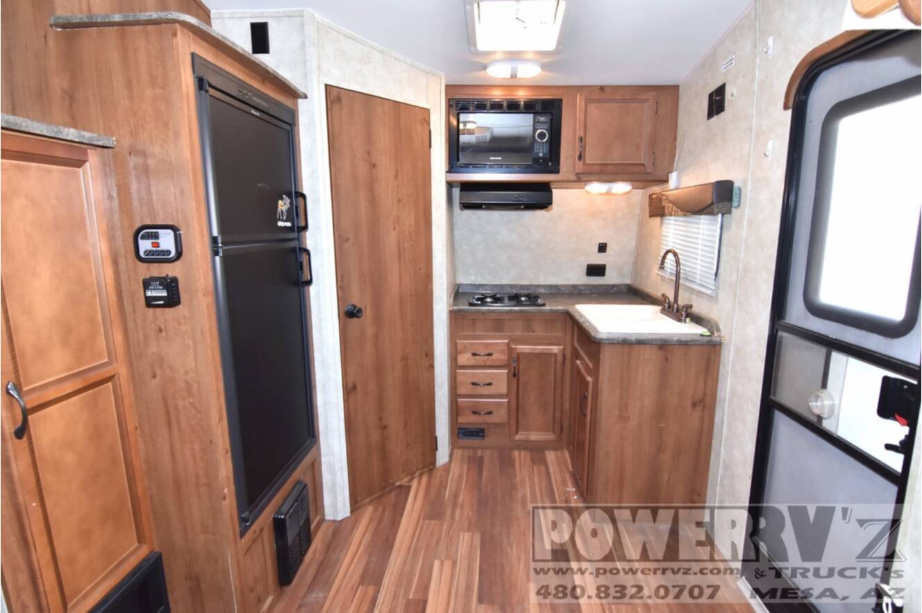 A photo of this 2016 Gulf Stream Track & Trail 17RTH