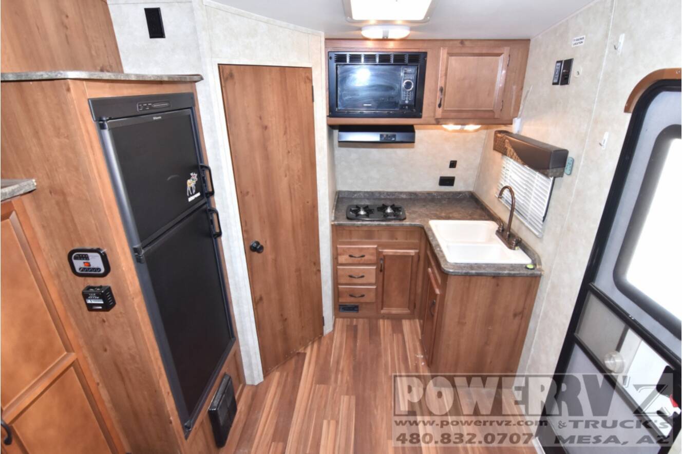 A photo of this 2016 Gulf Stream Track & Trail 17RTH
