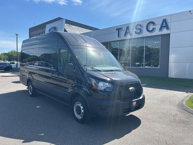 2023 FORD TRANSIT 250 in Berlin, CT