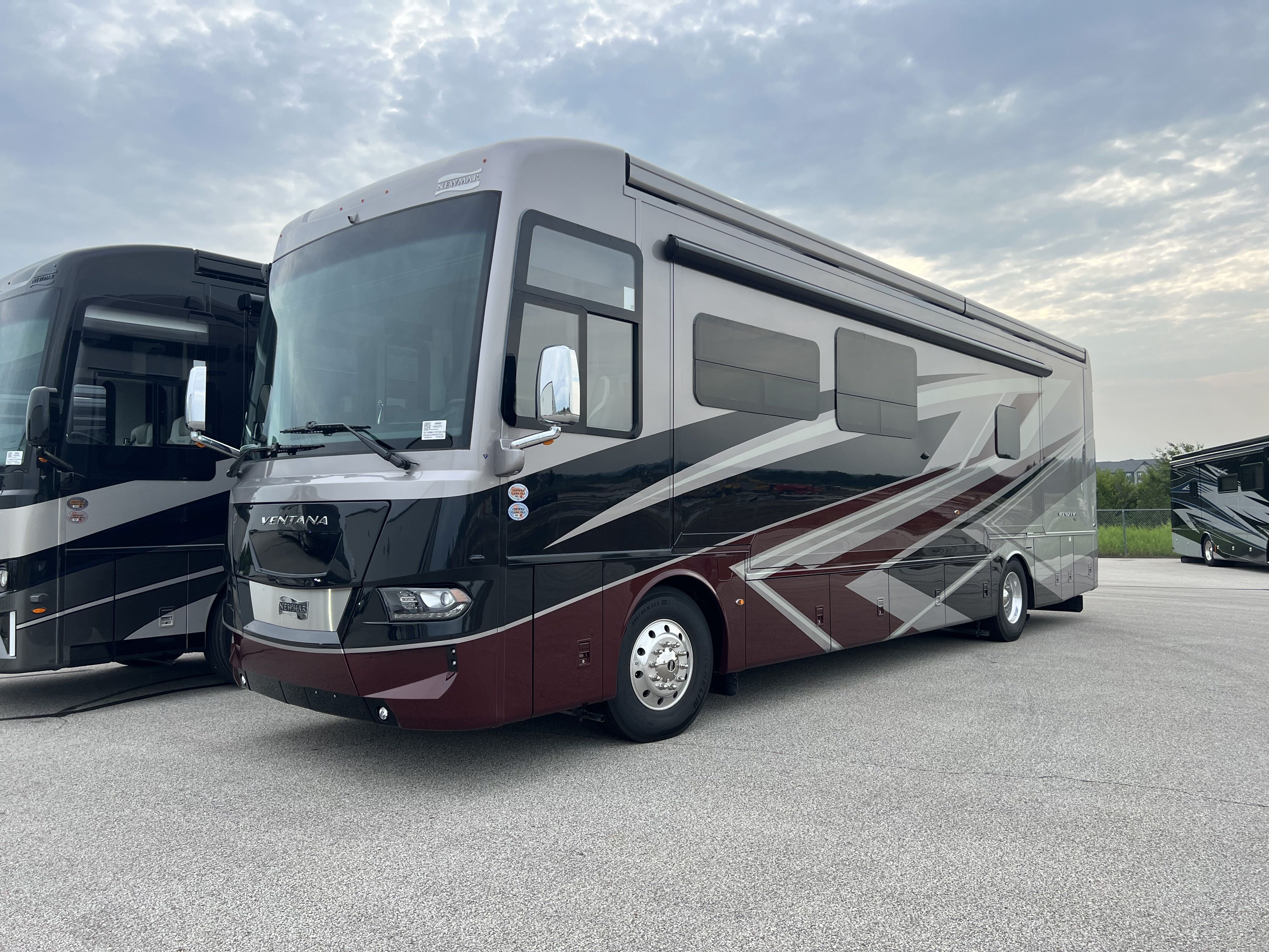 2027 Newmar Ventana 3809 Class A Diesel Motorhome - Diesel Pusher RV