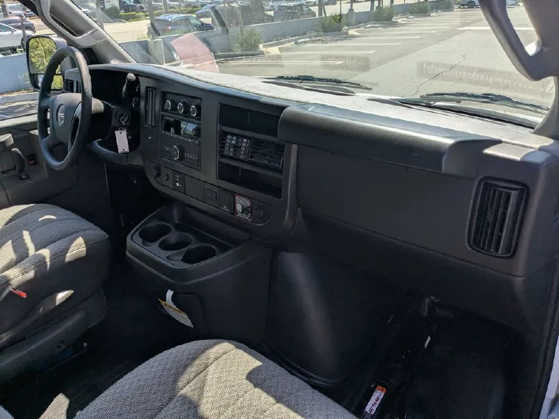 2026 GMC SAVANA G3500