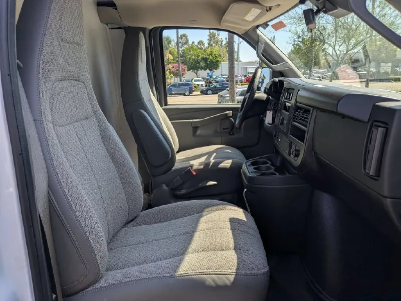 2026 GMC SAVANA G3500