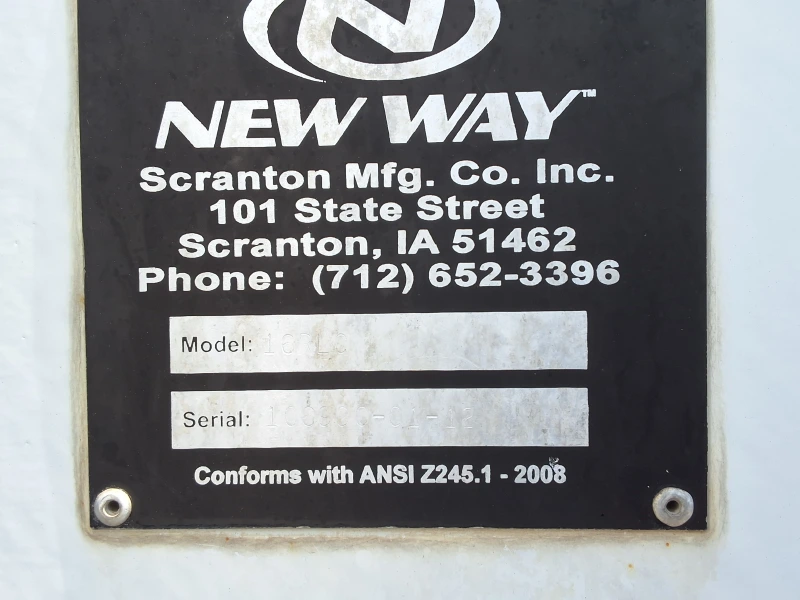 2012 FREIGHTLINER BUSINESS CLASS M2 106