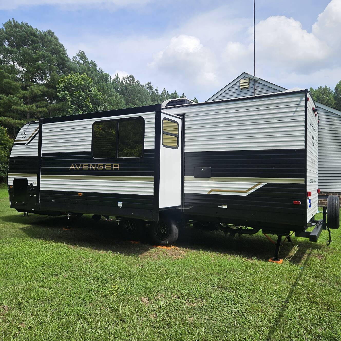 A photo of this 2026 Prime Time AVENGER 25MKO