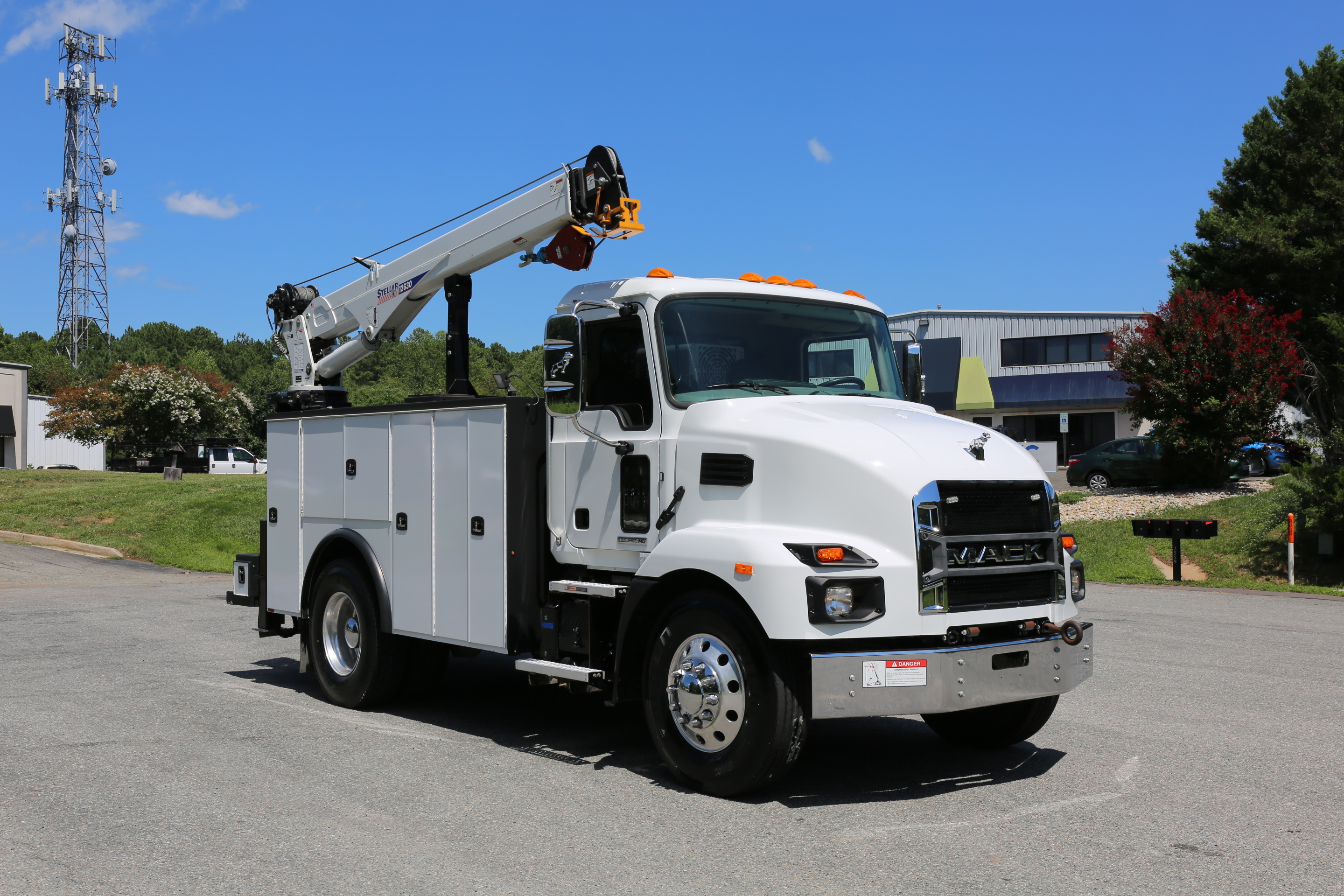2024 MACK MD6 in Oilville, VA
