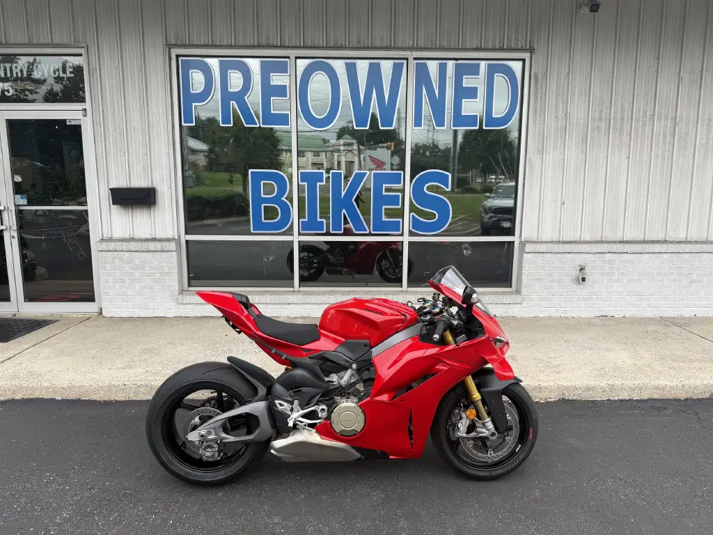 2025 Ducati PANIGALE V4 S