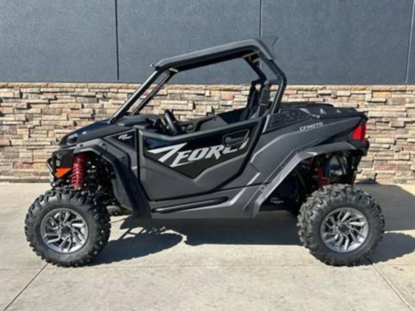 A photo of this 2025 CFMOTO ZForce 950 Sport
