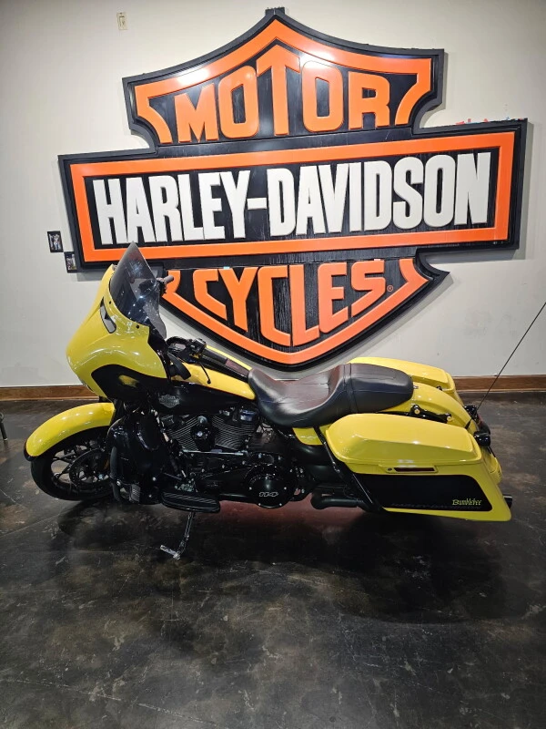 2023 Harley-Davidson Street Glide Special