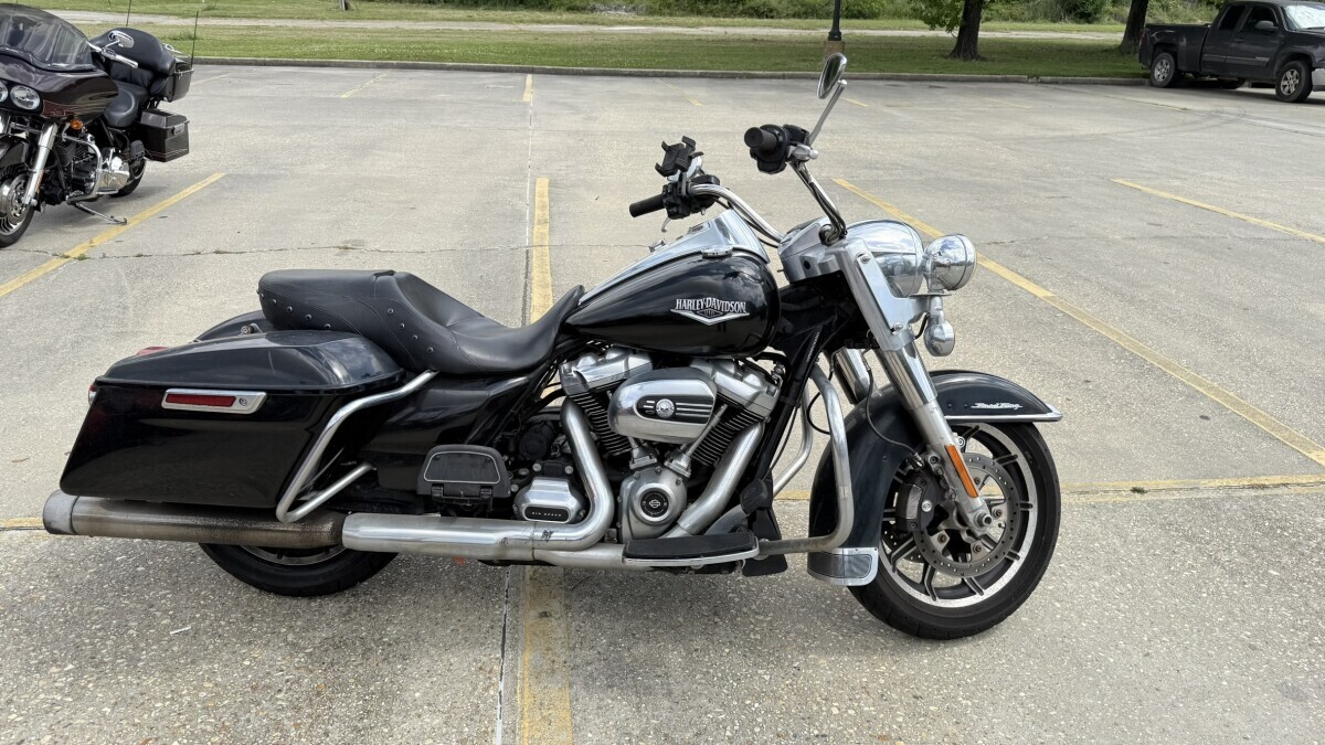 2018 Harley-Davidson Road King Classic CLASSIC in Winterville, NC