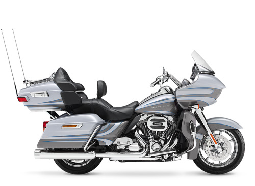 2016 Harley-Davidson CVO Road Glide Ultra CVO ULTRA in Winterville, NC
