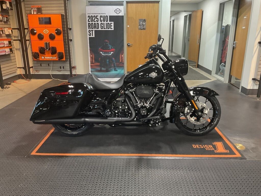 2025 Harley-Davidson Road King Special SPECIAL in Winterville, NC