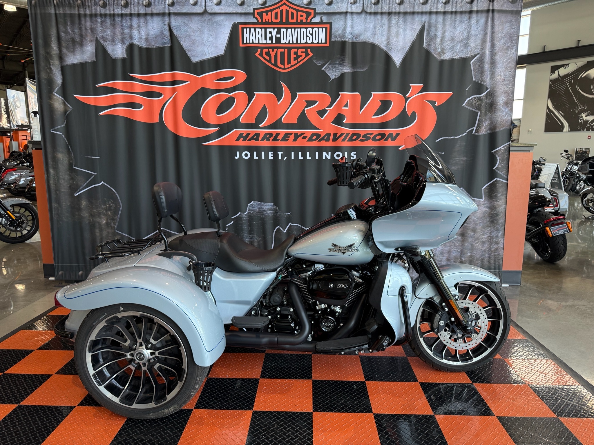2024 Harley-Davidson Road Glide® 3 3 in Shorewood, IL