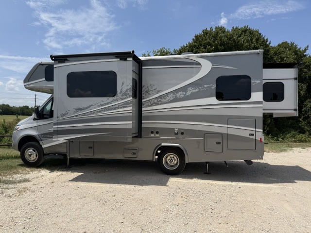 2020 Dynamax Corp ISATA 3 SERIES 24 RW in whitesboro TX