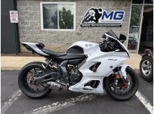 Yamaha YZF-R7: The Supersport Bike That Brings the Thrill image