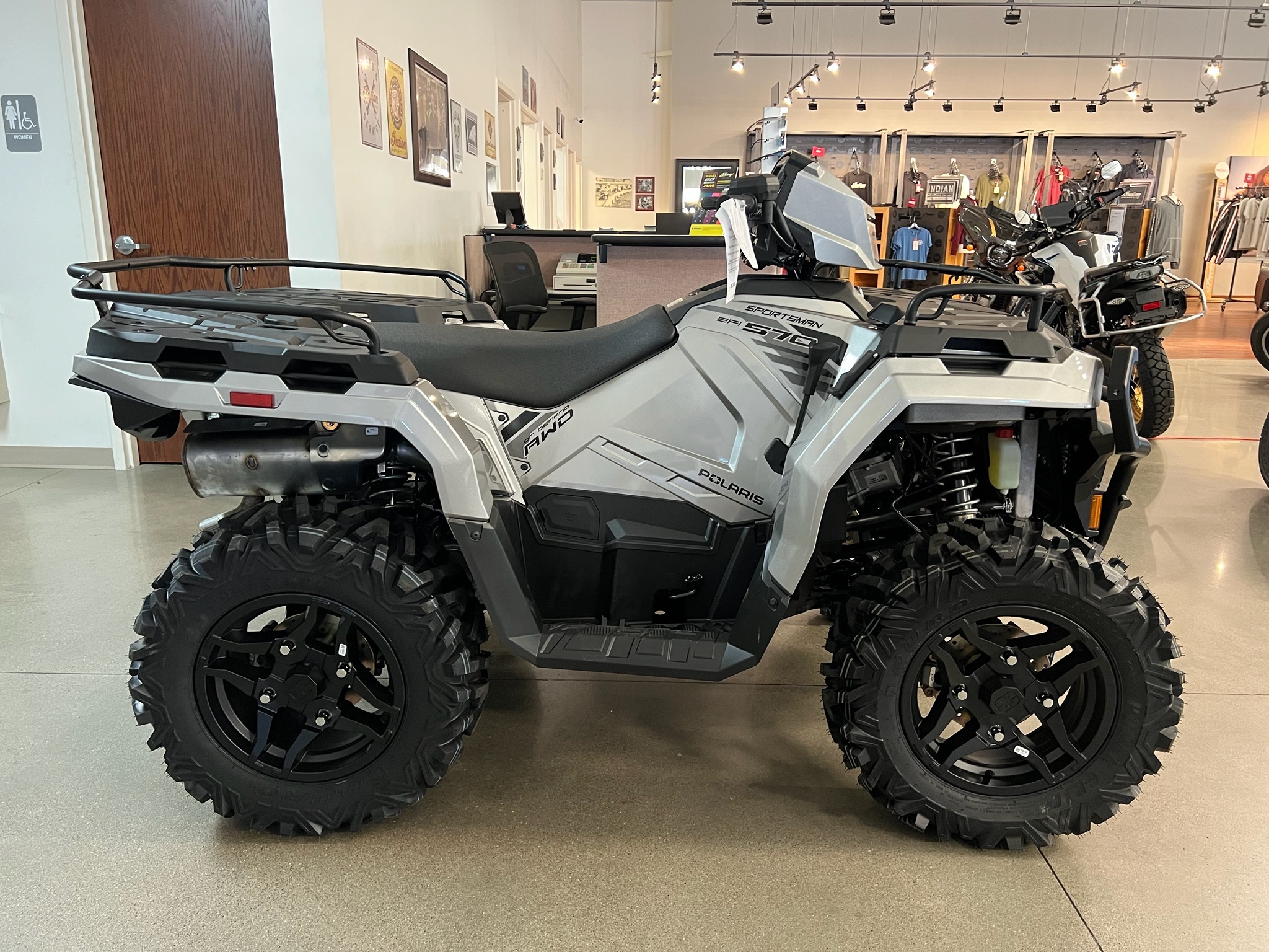 2026 Polaris Sportsman 570 Ultimate in bettendorf IA