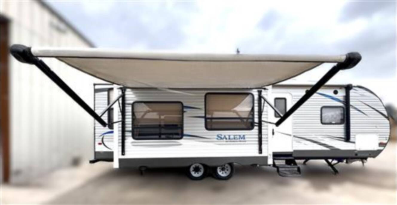 A photo of this 2018 Forest River SALEM 27REI